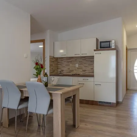 Apartament Krzak Nin