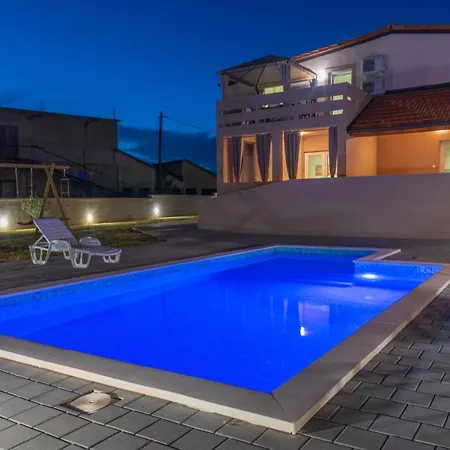 Apartment Krzak Nin