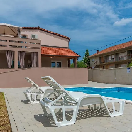 Apartment Krzak Nin