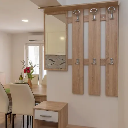 Krzak Apartment Nin