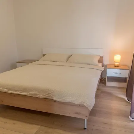 Apartment Krzak *