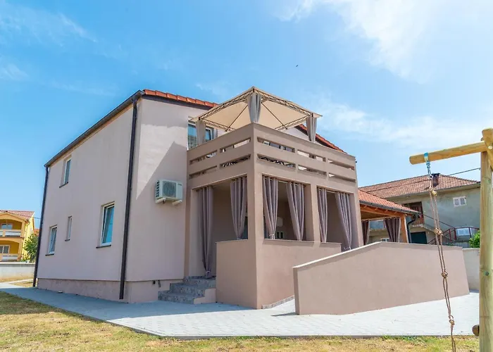 Krzak דירה נין